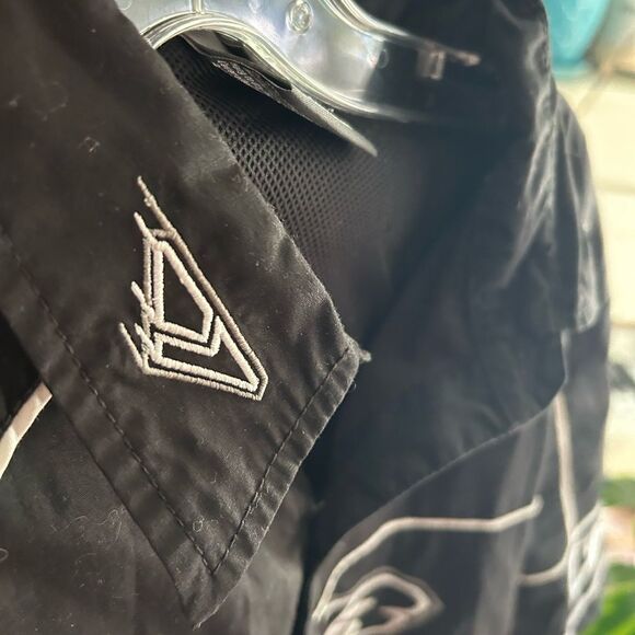 FXR Men's Black Casual Button Down Shirt - Picture 9 of 16